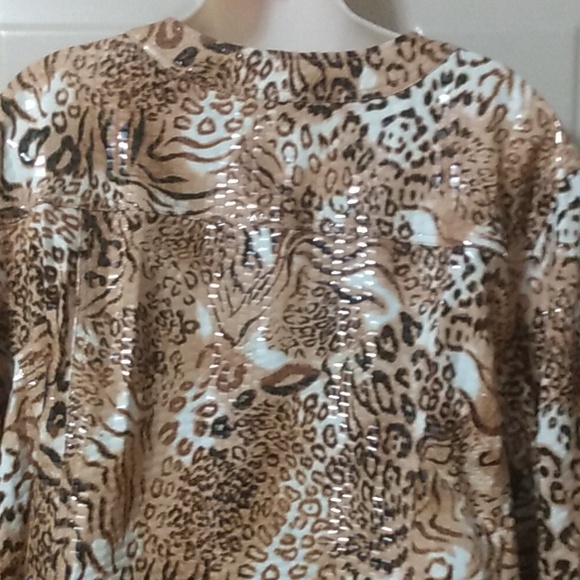 Cheetah Print Textured Jacket Plus - Picture 7 of 12